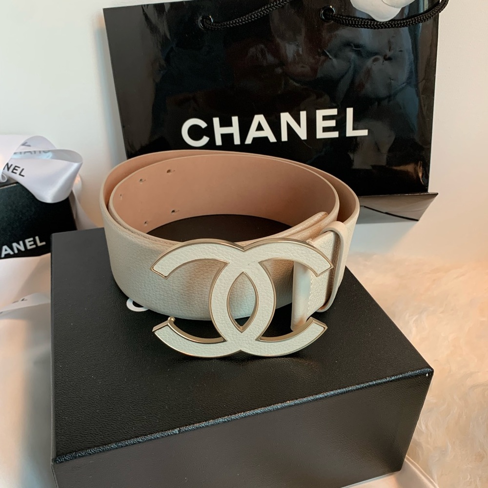 CHANEL 08P RARE ⭐️ Leather Belt Cream Off White Ivory Gold CC Huge Y2K Big Logo